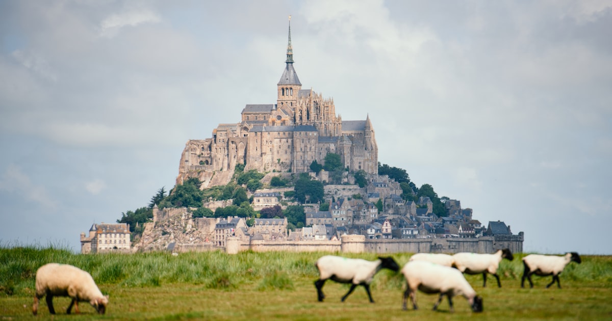 Road trip Normandie : plages du Débarquement et Mont Saint-Michel en arrière-plan