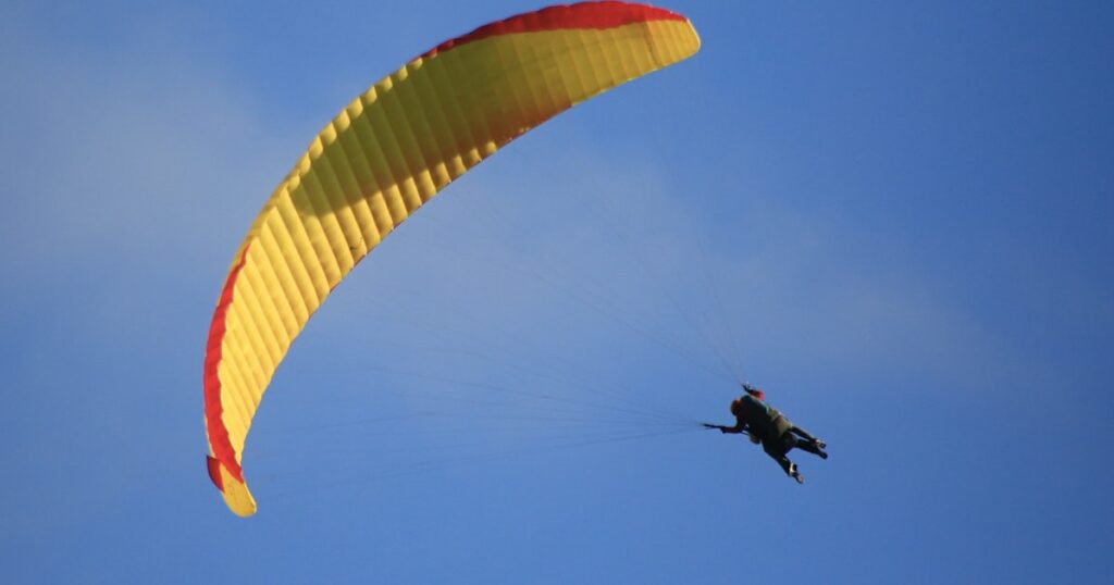 Parapente à Interlaken : spots et tout ce qu'il faut savoir