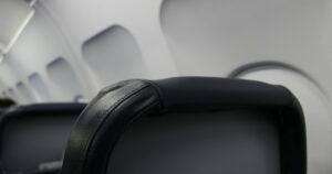 Conseils pour éviter le siège du milieu sur les vols low cost