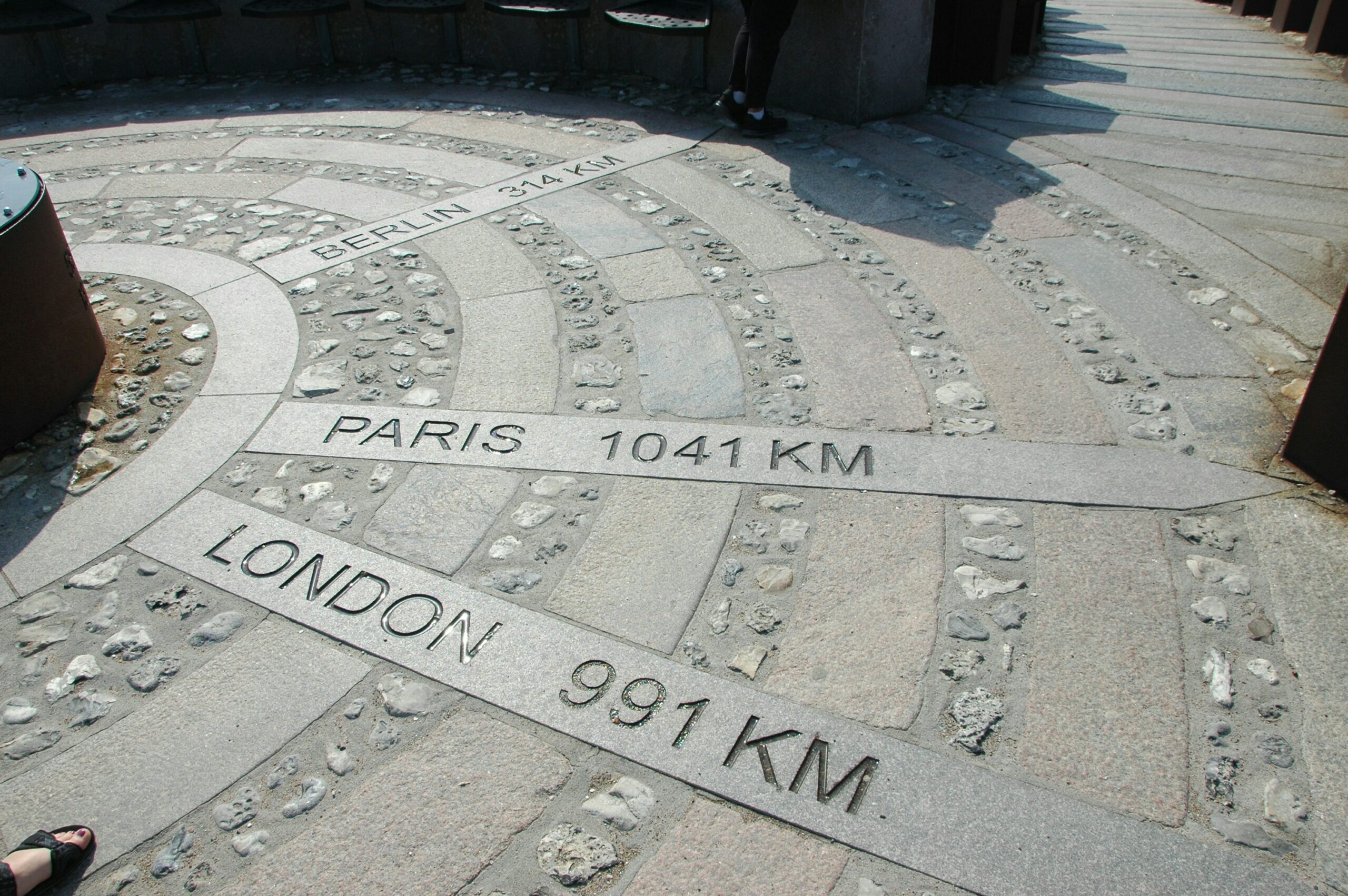 vol Paris Londres pas cher via Paris-CDG et Londres-Stansted