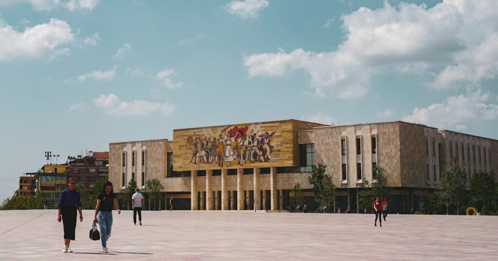 Vol Paris Tirana low cost pour découvrir l'Albanie facilement