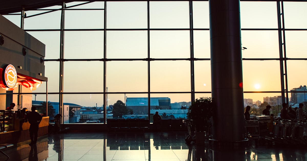 Voyager moins cher grâce à ces astuces pour économiser sur les vols