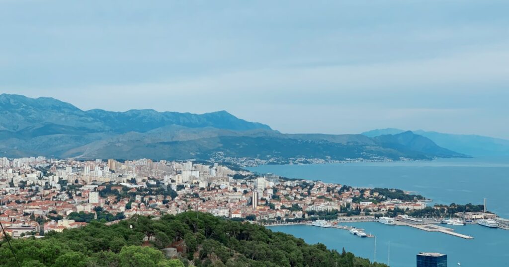 Vol direct Nantes Split pour découvrir la Croatie facilement et rapidement