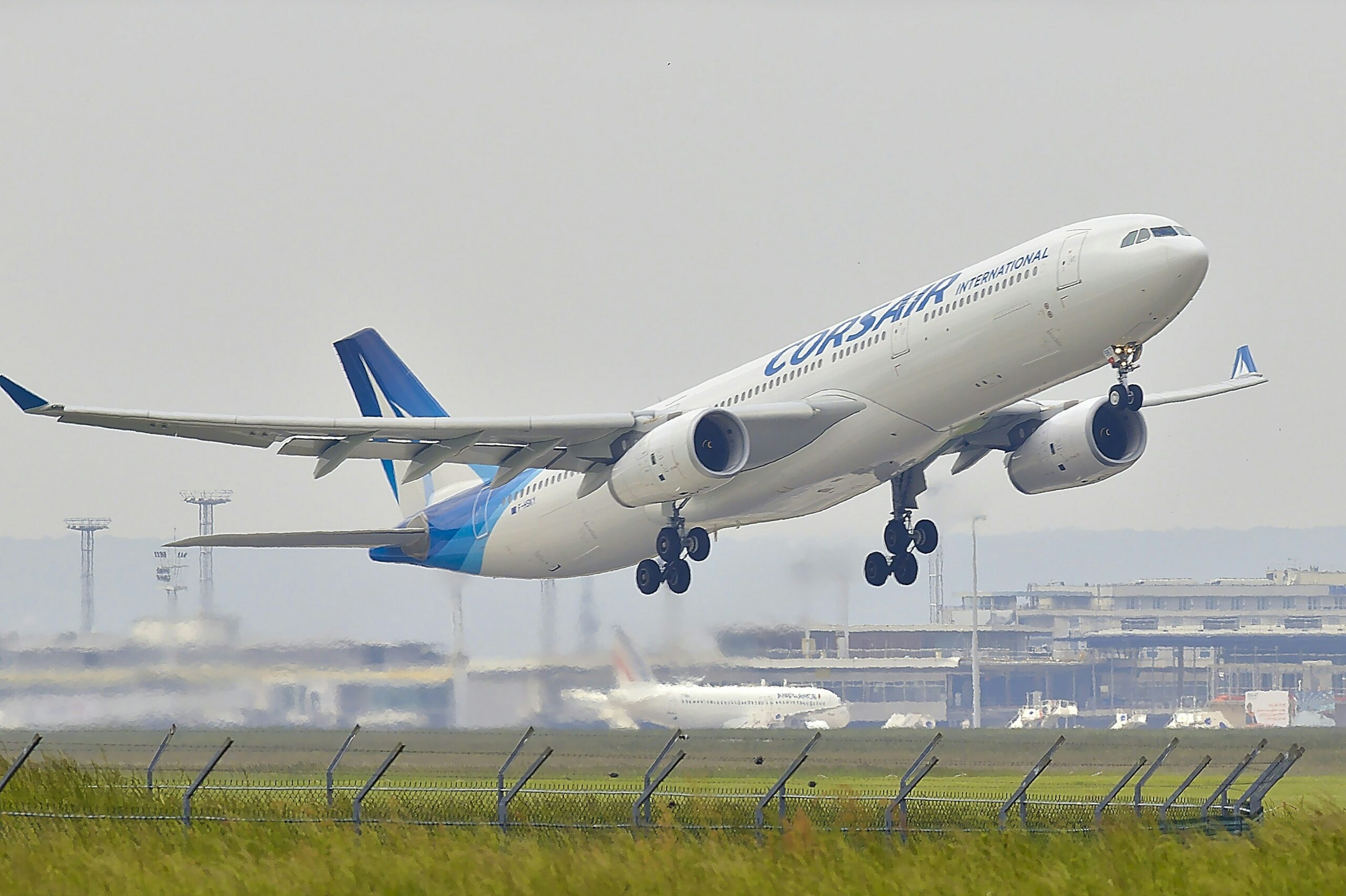 Vols Nice Orly abordables disponibles dès mars 2026