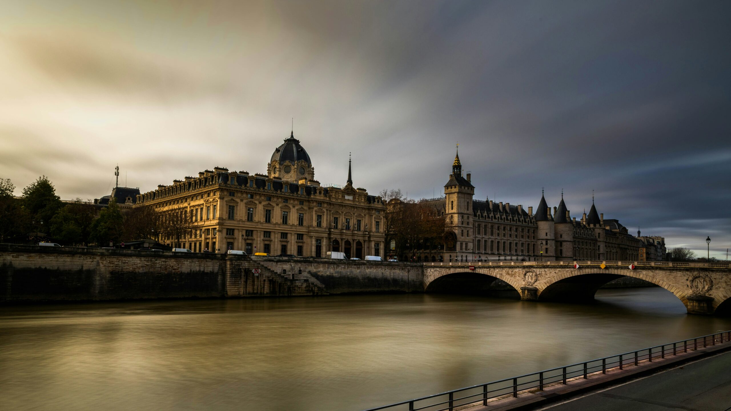 Vols Paris low cost à moins de 60€ aller-retour, offres exceptionnelles